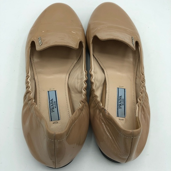 PRADA - Picture 8 of 8